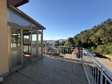 Foto Attico a La Spezia Muggiano - Porto Lotti di 110 m² con 4 locali