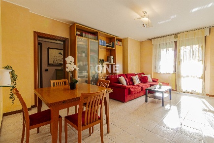 Foto Appartamento in de chirico 4, Monza Amati - Stadio di 100 m²