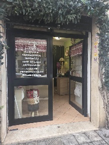 Foto Negozio in via santa maria, Nettuno Centro di 20 m² con 1 locali