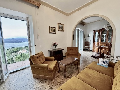 Foto Appartamento a Capoliveri Centro di 130 m² con 8 locali in vendita