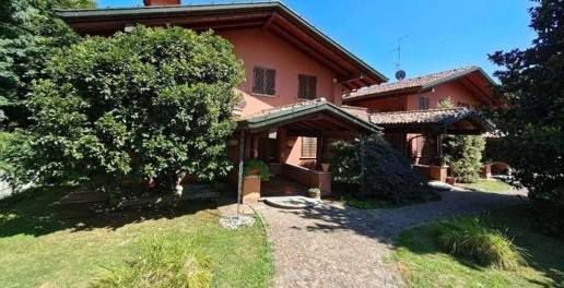 Foto Villa unifamiliare in Via San Giovanni Bosco  73, Olgiate Comasco