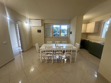 Foto Appartamento in via San Leonardo, Camaiore Lido di Camaiore di 90 m²