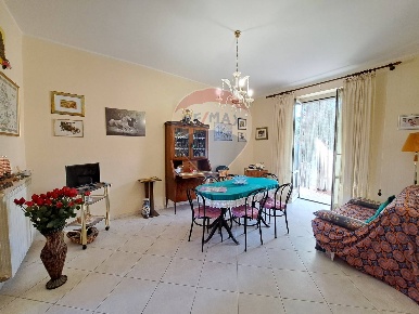 Foto Appartamento in Via Galvani, Lanciano Centro di 64 m² con 4 locali