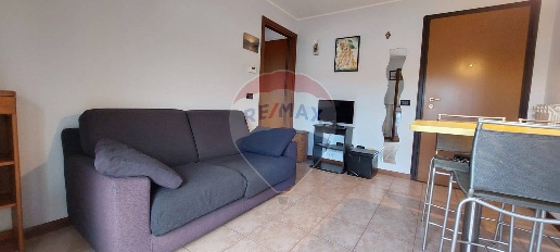 Foto Appartamento in VIA GIOTTO, Mariano Comense Centro di 43 m² in vendita