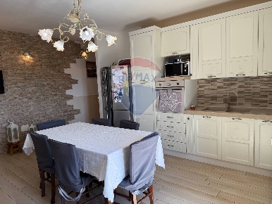 Foto Appartamento in Via San Rocco, San Vito Chietino Centro di 100 m²