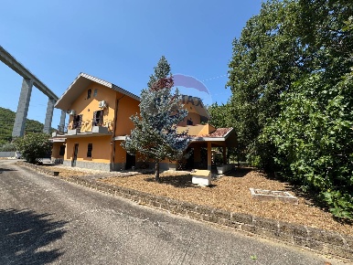 Foto Casa indipendente in Contrada Madonna del Basilico, Villa Santa Maria