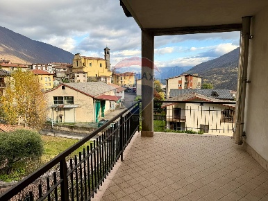 Foto Appartamento in VIA CARDUCCI, Ranzanico di 140 m² con 4 locali