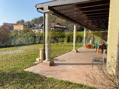 Foto Appartamento in Via Centralino, Sotto il Monte Giovanni XXIII di 82 m²