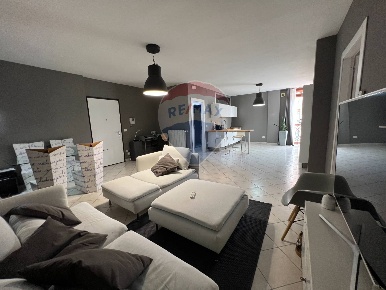 Foto Appartamento a Lanciano Centro di 90 m² con 4 locali in vendita