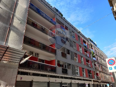 Foto Appartamento in Via Oriani, Bari Murat di 75 m² con 3 locali