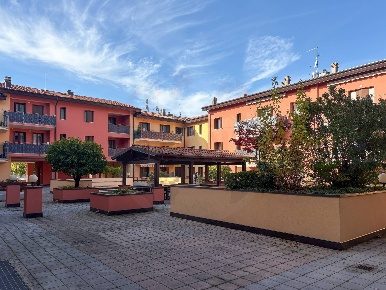 Foto Appartamento in via Liguria, Cologne Centro di 65 m² con 2 locali