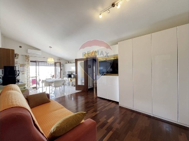 Foto Appartamento in Via Guglielmo Polzinetti, Lanciano Centro di 70 m²