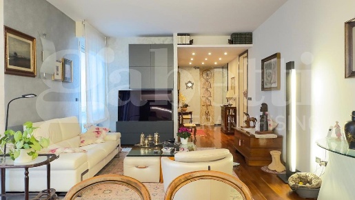 Foto Appartamento in Via Bellombra 1/1, Bologna Colli San Mamolo di 160 m²