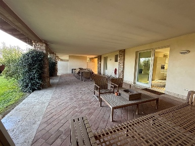 Foto Appartamento a Pozzolengo di 114 m² con 3 locali in affitto