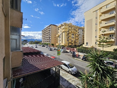Foto Appartamento in Via Gustavo Roccella, Palermo Malaspina di 92 m²