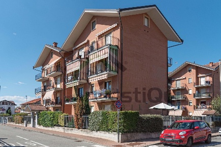 Foto Appartamento a Ciriè Centro di 40 m² con 1 locali in vendita