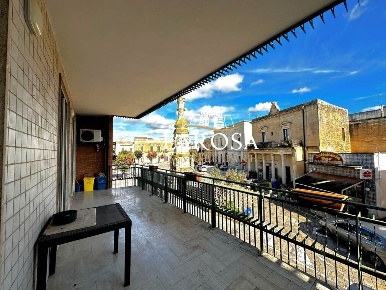 Foto Appartamento a Vernole Centro di 163 m² con 7 locali in vendita