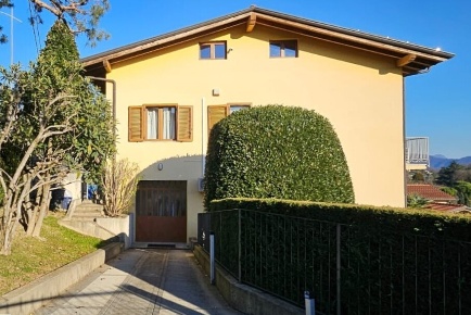 Foto Villa unifamiliare in Via San Rocco 42, Cenate Sotto San Rocco