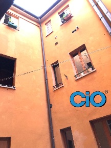 Foto Appartamento a Bologna Castiglione - Tribunale di 98 m² con 6 locali