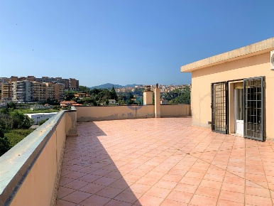 Foto Attico a Catanzaro Sant'Antonio - De Filippis di 80 m² con 2 locali