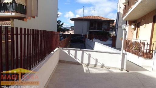 Foto Appartamento a San Pietro Clarenza di 80 m² con 3 locali in vendita