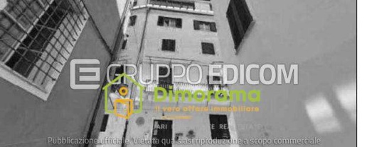 Foto Appartamento in Vicolo delle suore 12, Massa Centro di 100 m² all'asta