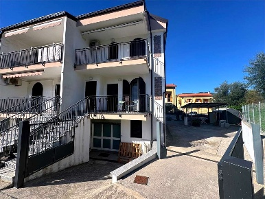 Foto Appartamento in contrada Petrasia 4, Vibonati di 110 m² con 4 locali