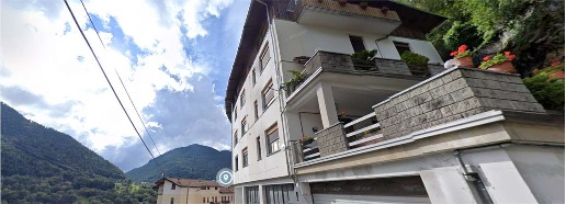 Foto Appartamento in Via Roma 54, Premana di 153 m² con 4 locali all'asta