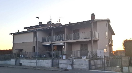 Foto Villa a schiera in Via Calatroni, Podenzano di 140 m² con 4 locali