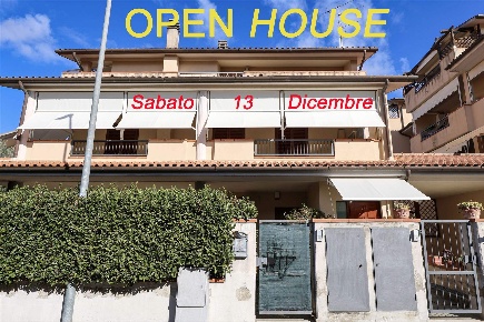 Foto Appartamento in via dell'Azzurrite, Grosseto di 179 m² con 5 locali