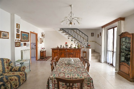 Foto Appartamento in via dell'Azzurrite, Grosseto di 179 m² con 5 locali