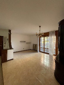 Foto Appartamento in VIA BIAGI 36, Modena Villaggio Giardino di 120 m²