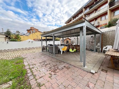 Foto Appartamento a Firenze Peretola di 150 m² con 5 locali in vendita