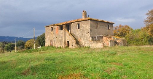 Foto Rustico a Suvereto di 300 m² con 10 locali in vendita
