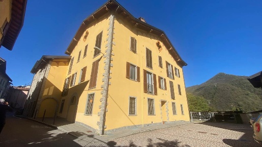 Foto Appartamento in VIA AMAGNO 26, Strozza Centro di 90 m² con 3 locali