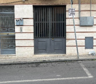 Foto Negozio a San Pietro Clarenza di 64 m² con 3 locali in vendita