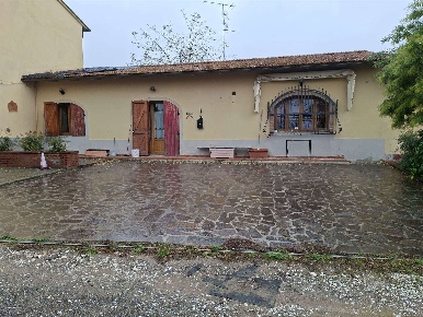 Foto Casa indipendente a Lastra a Signa di 100 m² con 5 locali in vendita