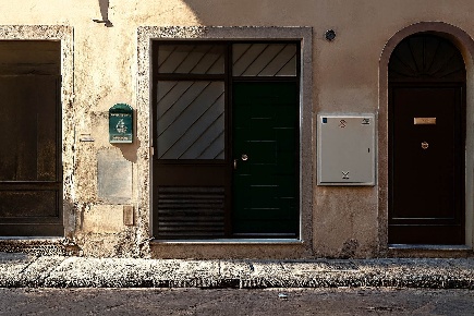 Foto Negozio in Via Palazzuolo  14, Firenze Santa Maria Novella di 32 m²