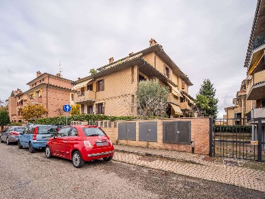 Foto Appartamento in Via Bach 10, Formigine Centro di 160 m² con 4 locali