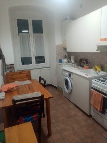 Foto Appartamento a Genova Foce di 60 m² con 5 locali in vendita