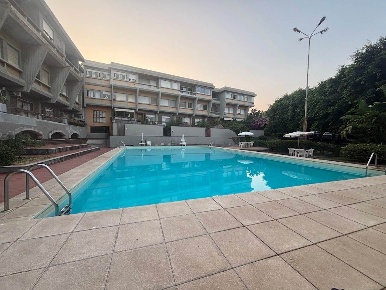 Foto Appartamento in Via Mollica 6, Aci Castello Centro di 200 m²