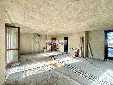 Foto Appartamento in Via Capponi 1, Leffe di 130 m² con 4 locali in vendita