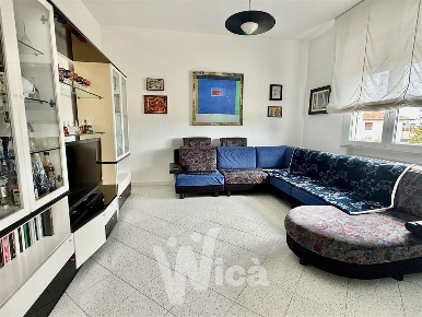 Foto Casa indipendente a Cesena di 260 m² con 6 locali in vendita