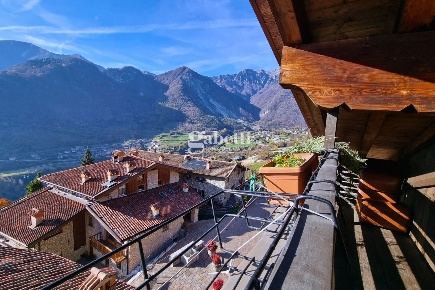 Foto Appartamento in LocalitÃ  Calvola 78, Tenno di 140 m² con 5 locali