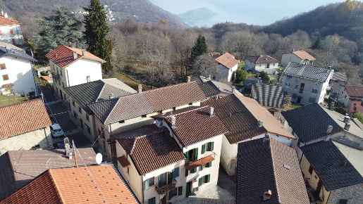 Foto Casa indipendente in Via mulino 3, Pigra di 100 m² con 6 locali