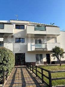 Foto Appartamento in NAZIONALE, Bari Fesca di 67 m² con 3 locali in vendita