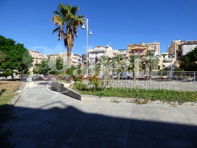 Foto Appartamento in Via Giuseppe Maggiore 33, Bagheria Centro di 81 m²