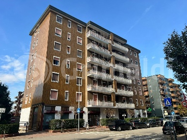 Foto Appartamento in Via Della Resistenza 14, Opera Centro di 136 m²