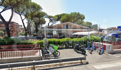 Foto Ufficio in Via Tuscolana 1820, Roma Anagnina di 96 m² con 3 locali