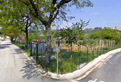Foto Terreno agricolo in C.da Villa Case, Belforte del Chienti di 2600 m²